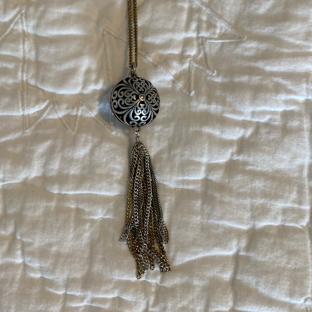 Lucky brand necklace